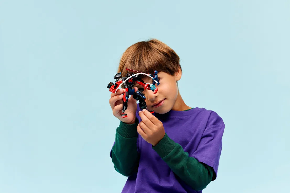 LEGO Super Heroes Miles Morales vs. Spider-Man 2099 (76337)