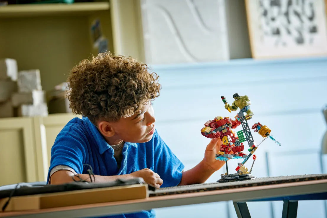 LEGO Super Heroes Marvel Spider-Man Mech Vs. Anti-Venom (76308)