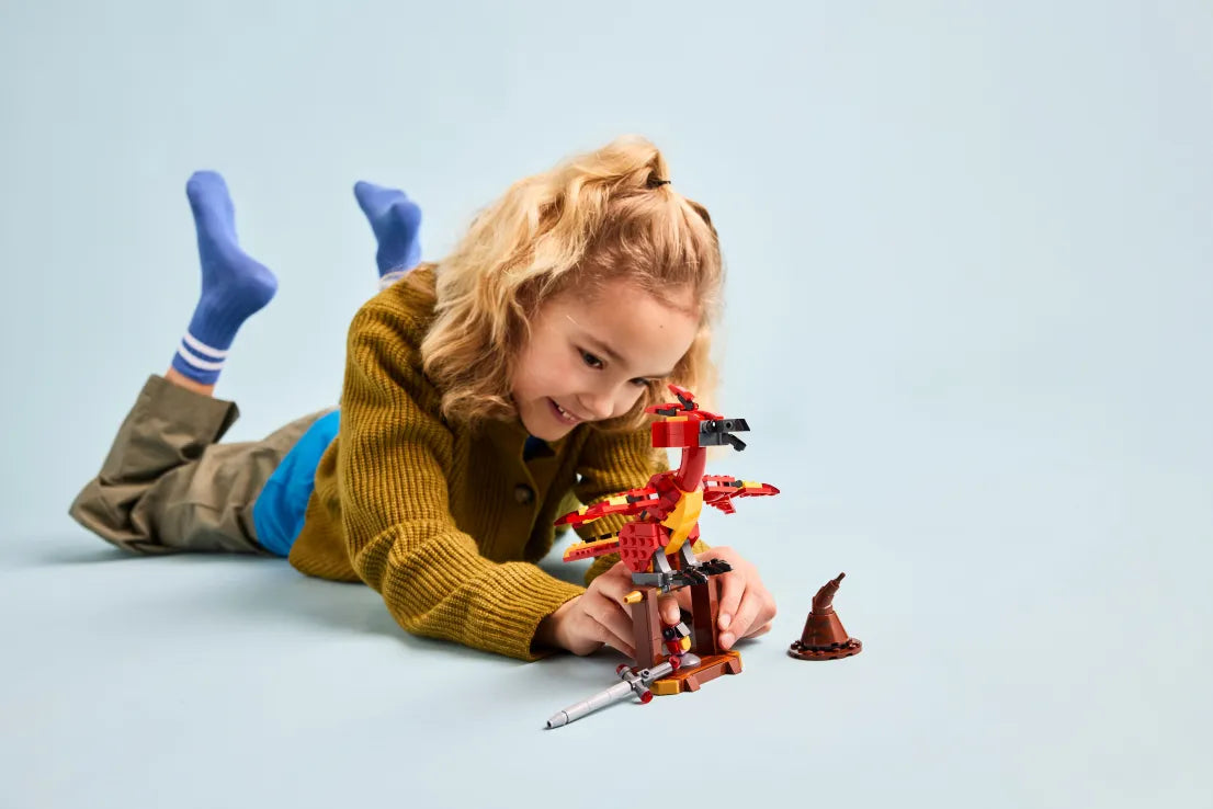 LEGO Harry Potter Fawkes: Dumbledore's Phoenix (76448) - Fun Planet