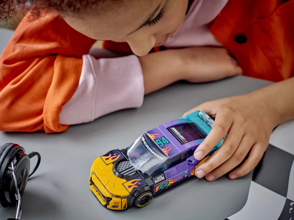 LEGO Speed Champions Nascar Next Gen Chevrolet Camaro ZL1 (76935) - Fun Planet
