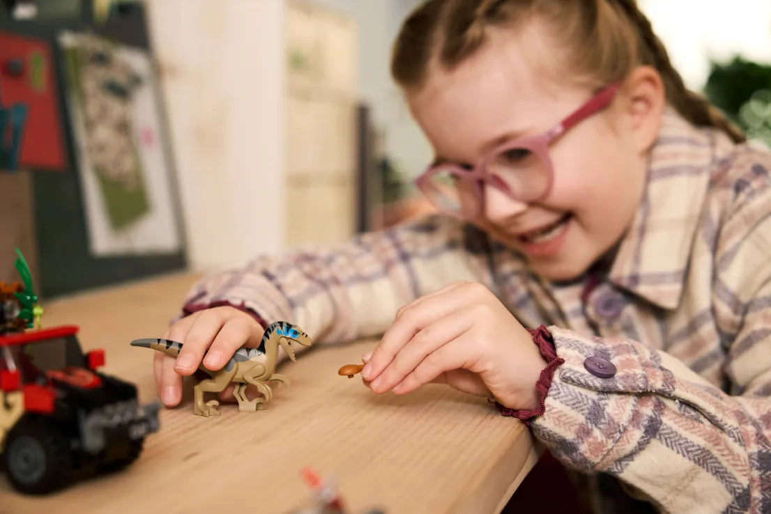 LEGO Jurassic World Raptor Off-Road Escape (76972)