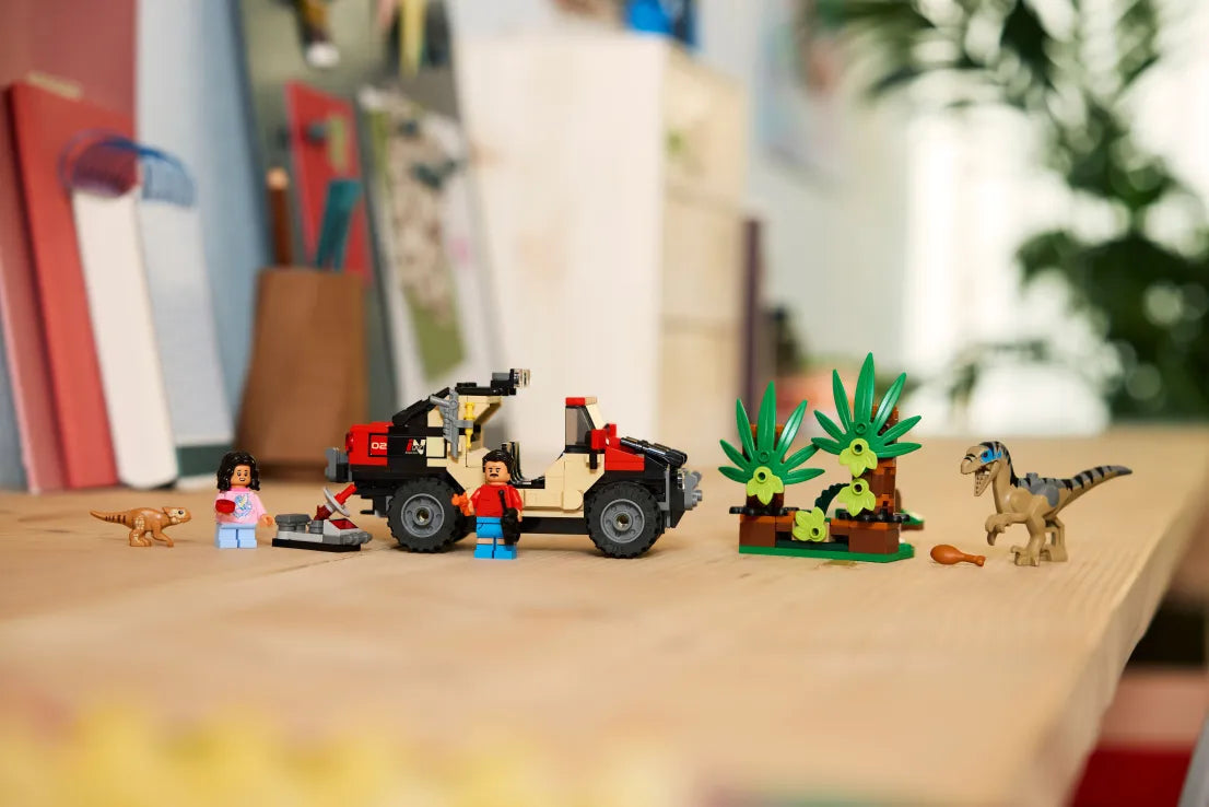 LEGO Jurassic World Raptor Off-Road Escape (76972)