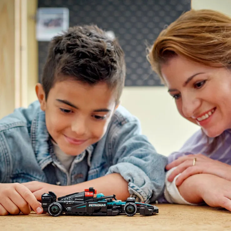 LEGO Speed Champions Mercedes AMG F1 W15 Race Car (77244) - Fun Planet