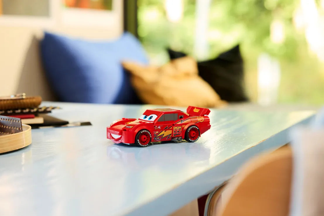 LEGO Speed Champions Disney Pixar Cars Lightining McQueen (77255) - Fun Planet