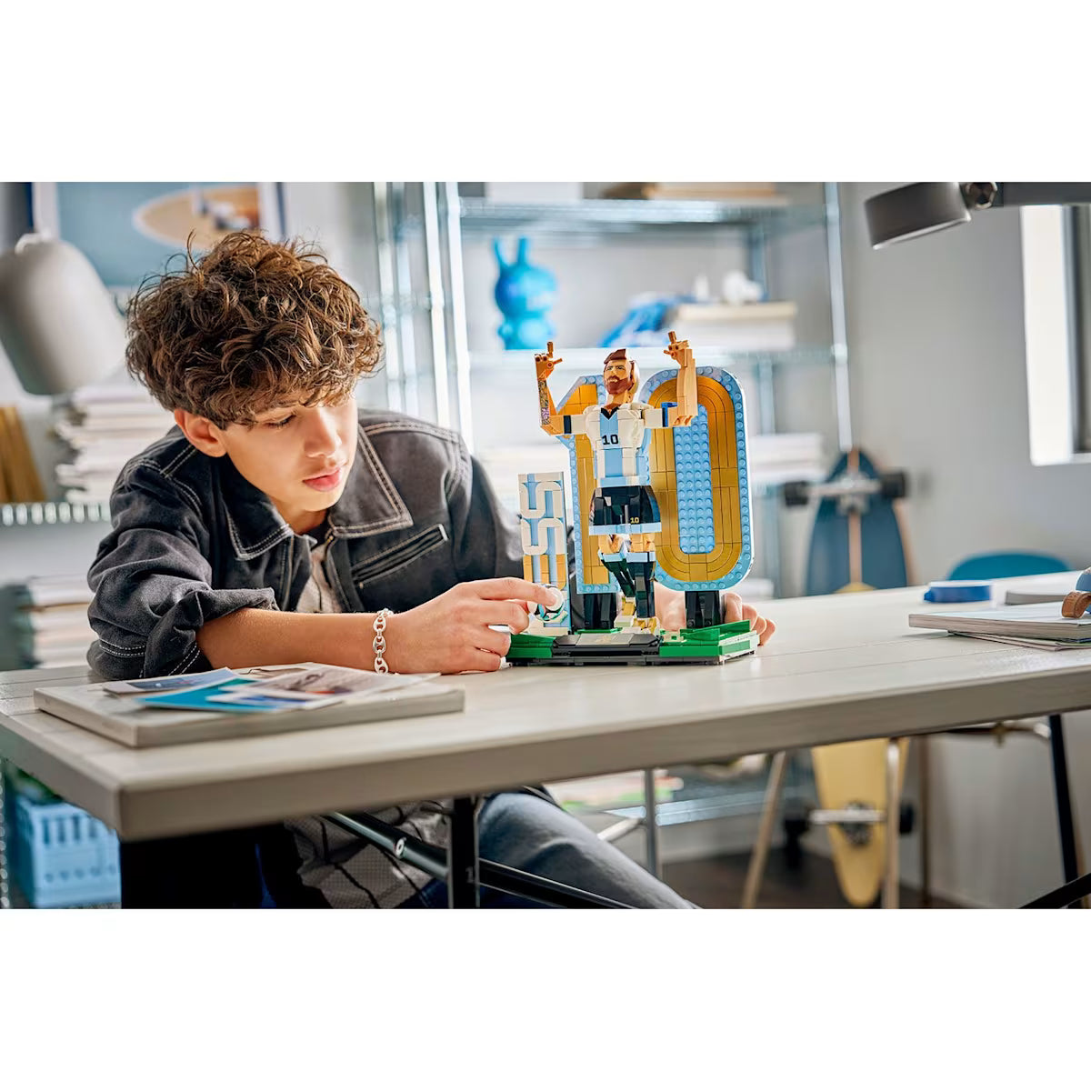 LEGO® Editions Lionel Messi-Soccer Legend (43015) - Fun Planet