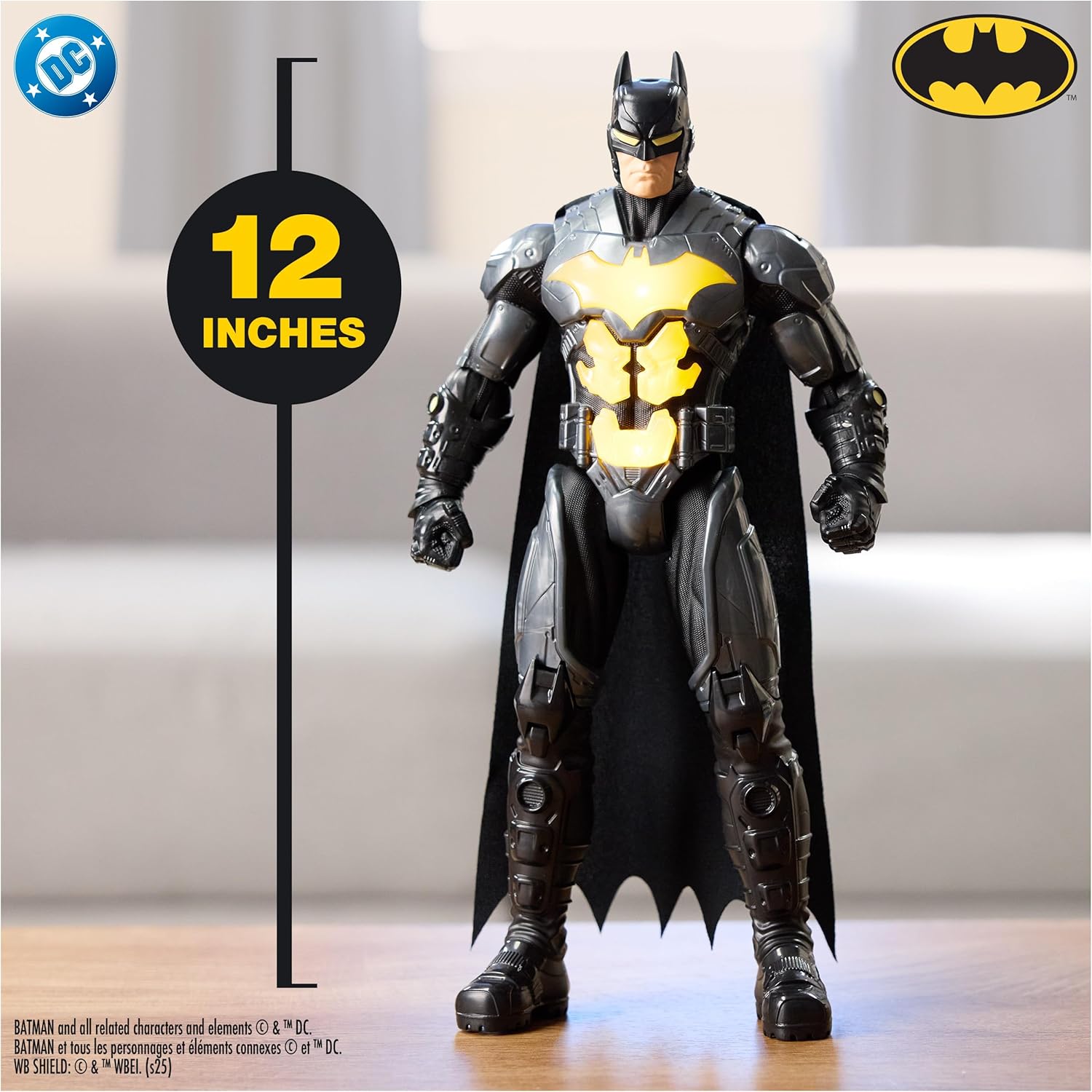 DC Batman Night Flare Batman Lights And Sounds 30cm Action Figure (6073931)