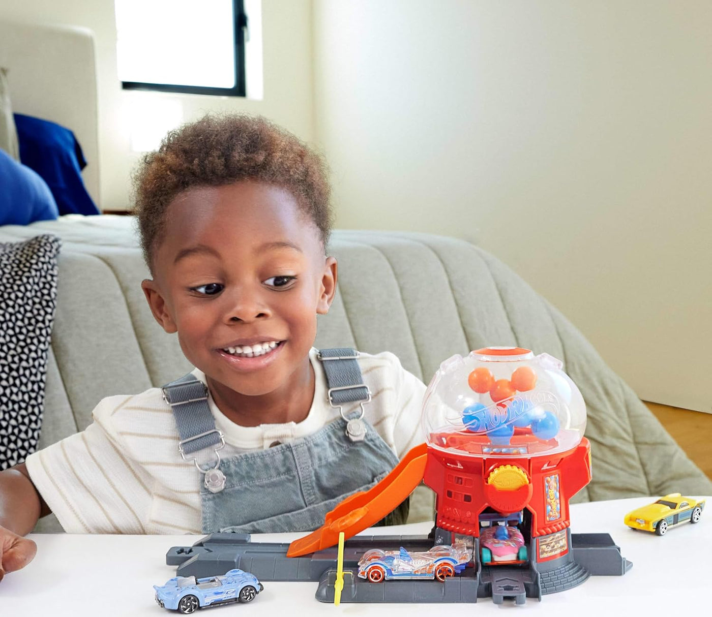 Hot Wheels City Πίστα Downtown Candy Shop (JBM62) - Fun Planet
