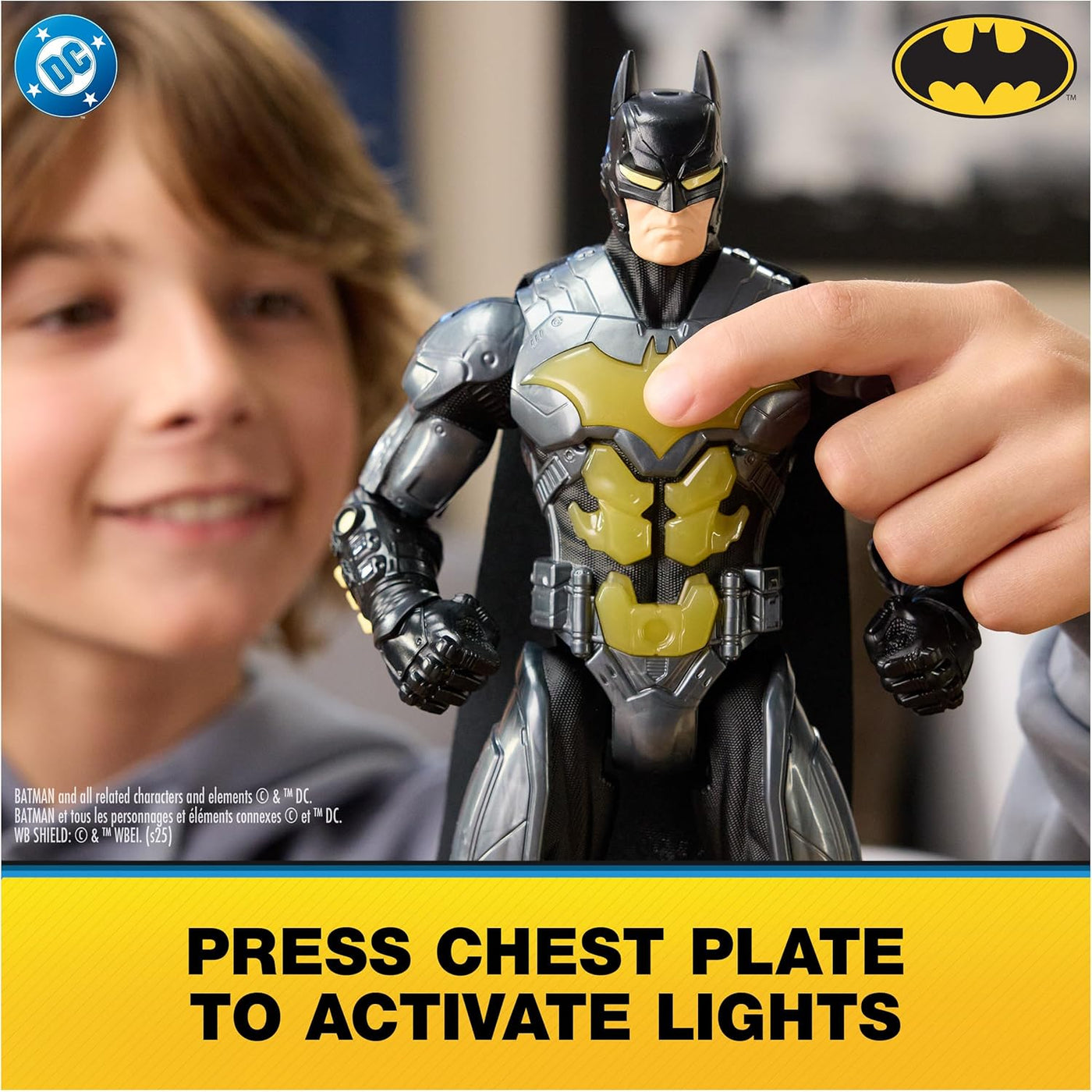 DC Batman Night Flare Batman Lights And Sounds 30cm Action Figure (6073931)
