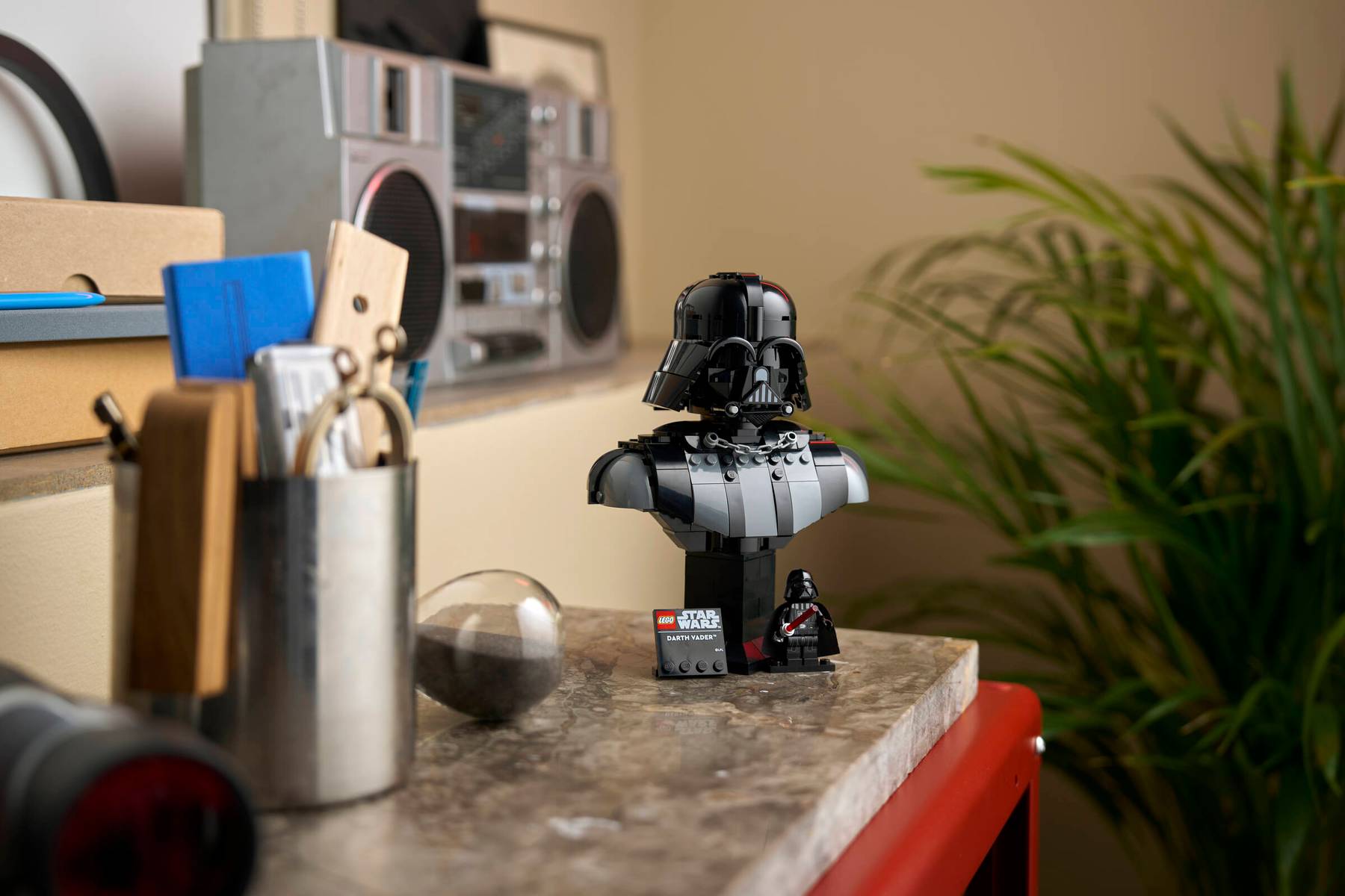 LEGO Star Wars Darth Vader™ Bust (75439) - Fun Planet