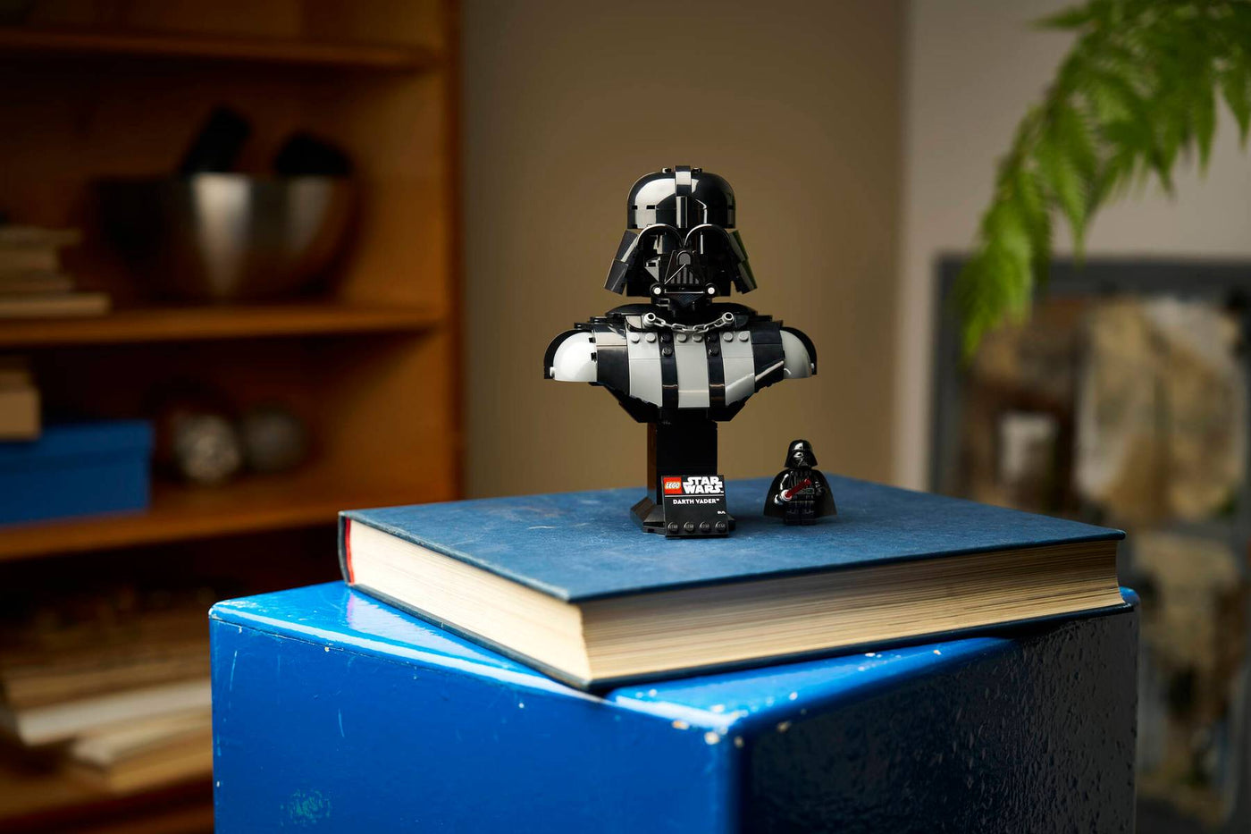 LEGO Star Wars Darth Vader™ Bust (75439) - Fun Planet