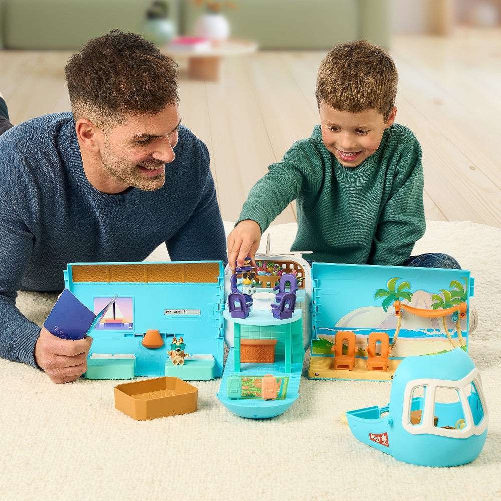 Bluey Figures Set of 2 Bluey &amp; Winton Figures (BLY88000)