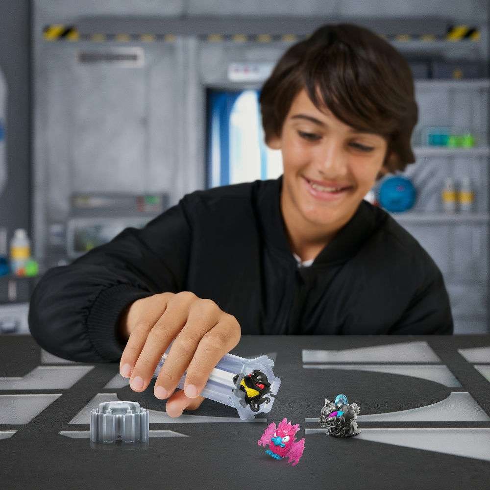 Mr Beast Lab Stretch Figure 10.6cm Iconic Panther (24735)