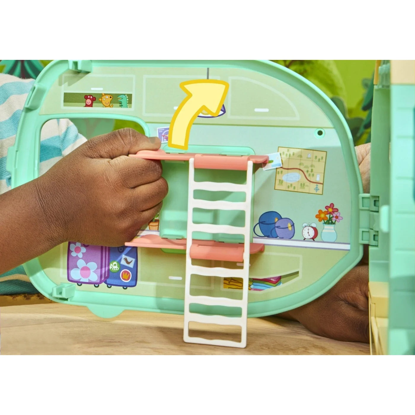 Λαμπάδα Peppa Pig Peppas Caravan (F8863) - Fun Planet