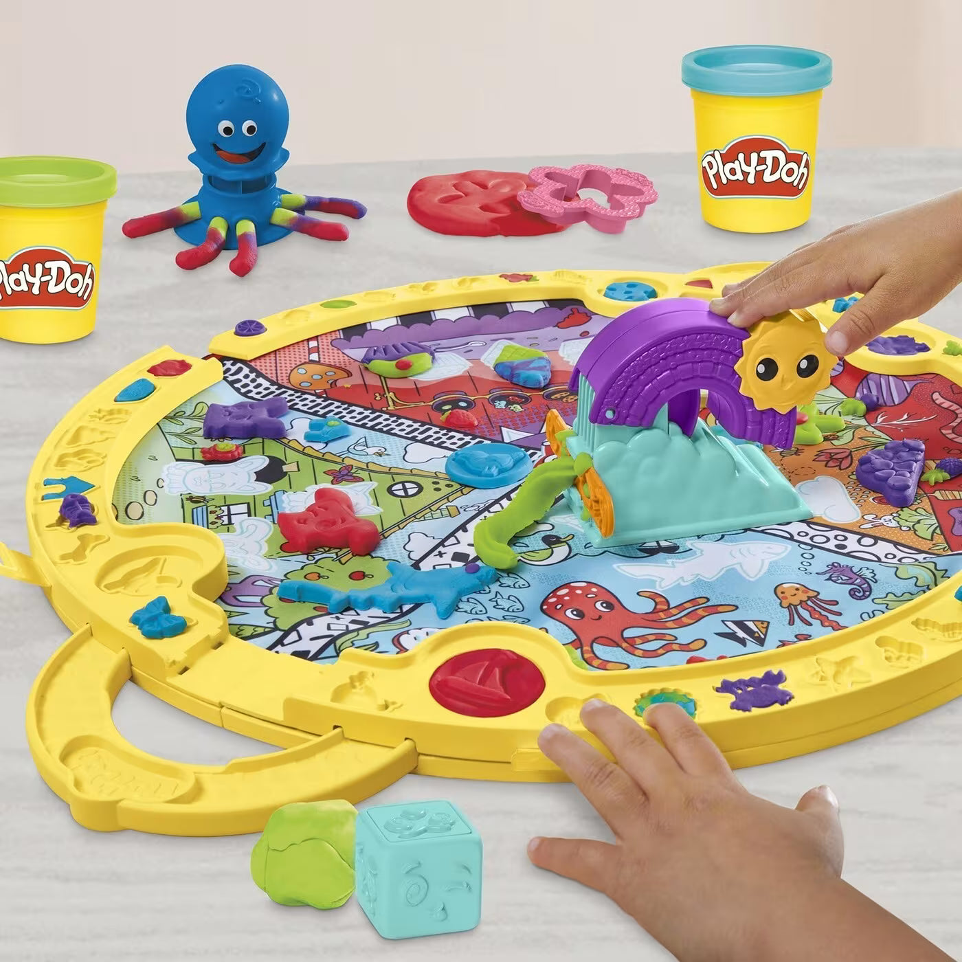 Play-Doh Fold n Go Playmat (F9143) - Fun Planet