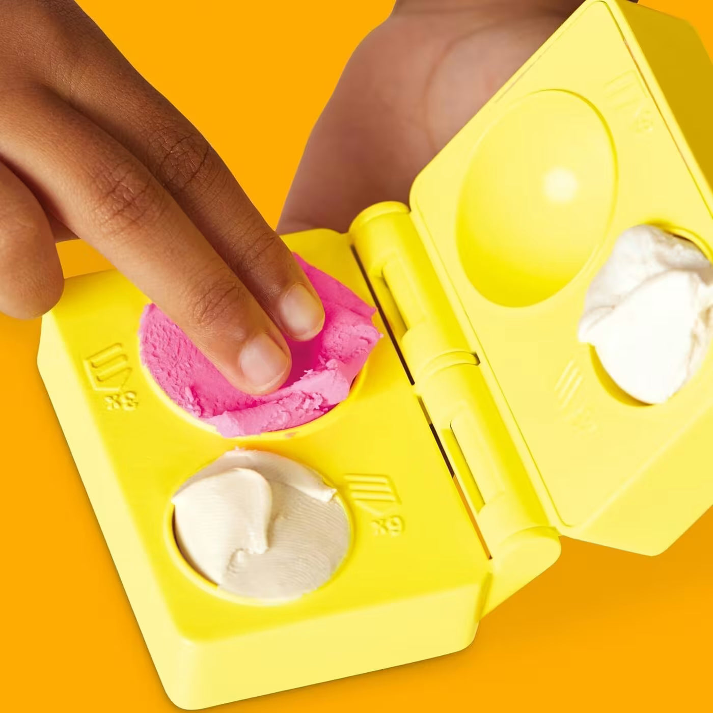 Play-Doh Super Slice Cake Playset (G0497) - Fun Planet