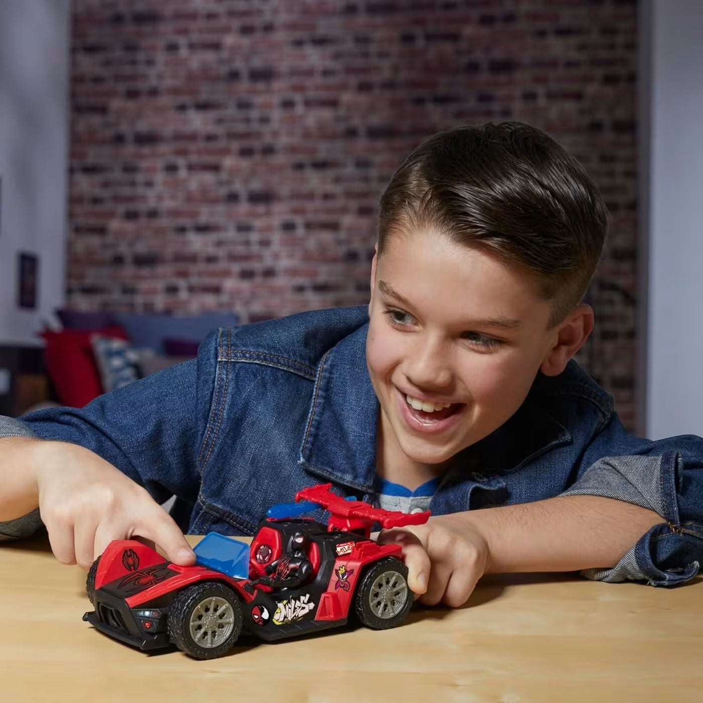 Marvel Spider-Man Venomversus Epic World Of Action Miles Morales Remix Blast Racer (G0736) - Fun Planet