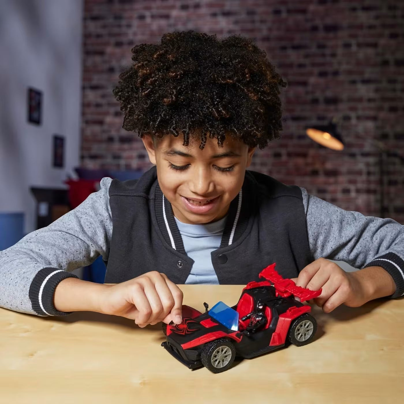 Marvel Spider-Man Venomversus Epic World Of Action Miles Morales Remix Blast Racer (G0736) - Fun Planet