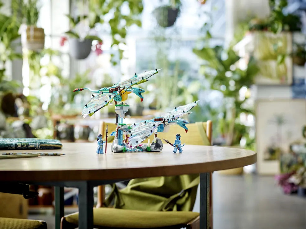 LEGO Avatar Jake & Neytiri's First Banshee Flight (75572) - Fun Planet