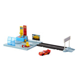 Disney Pixar Cars On The Road Κέντρο Εκπαίδευσης Σετ Παιχνιδιού (HGV69) - Fun Planet